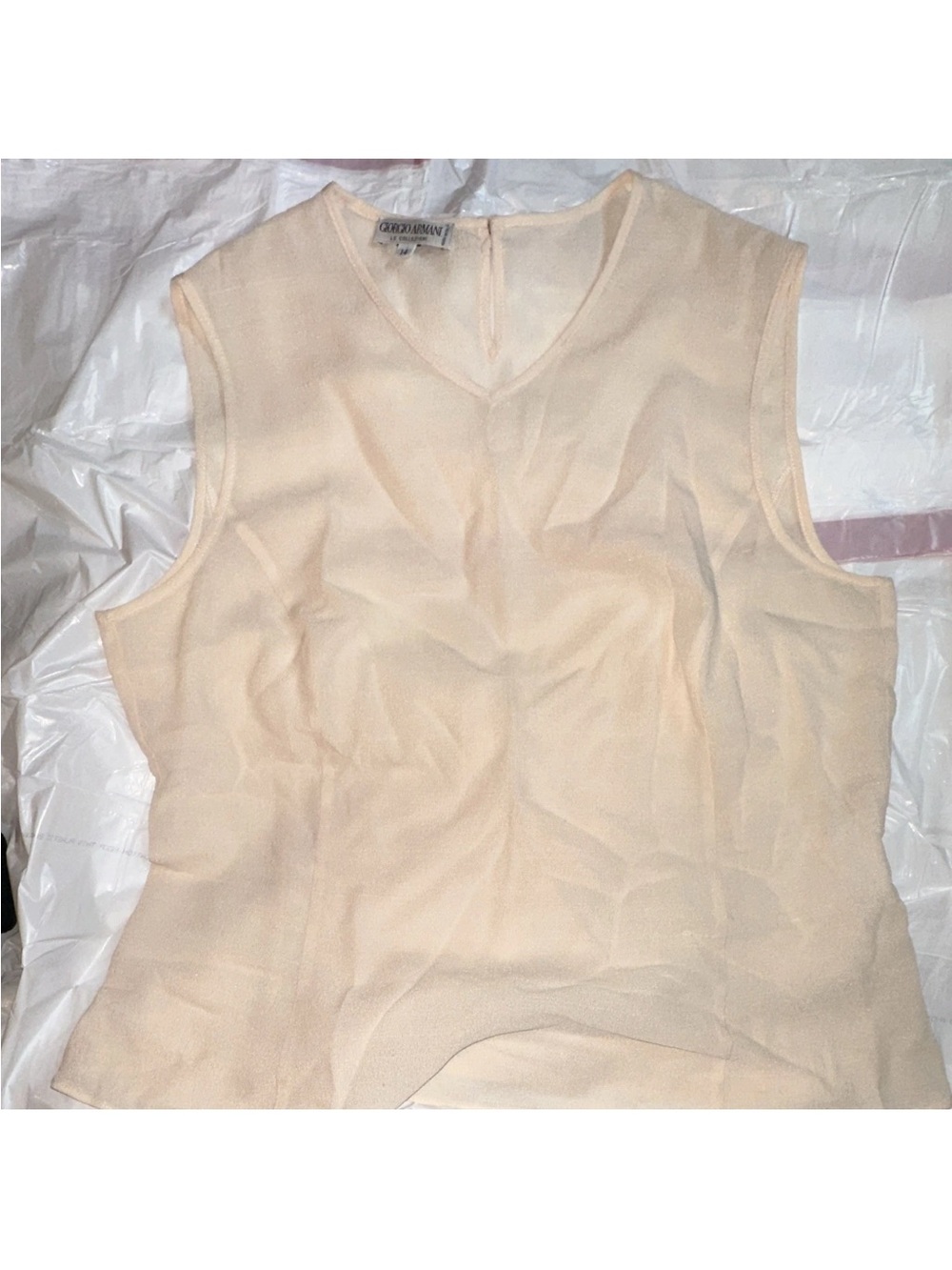 Giorgio Armani Le Collezioni Women’s 14 Sleeveless Blouse